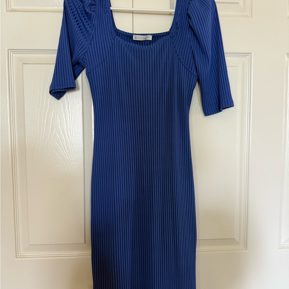 Elegant Blue Ribbed Dress